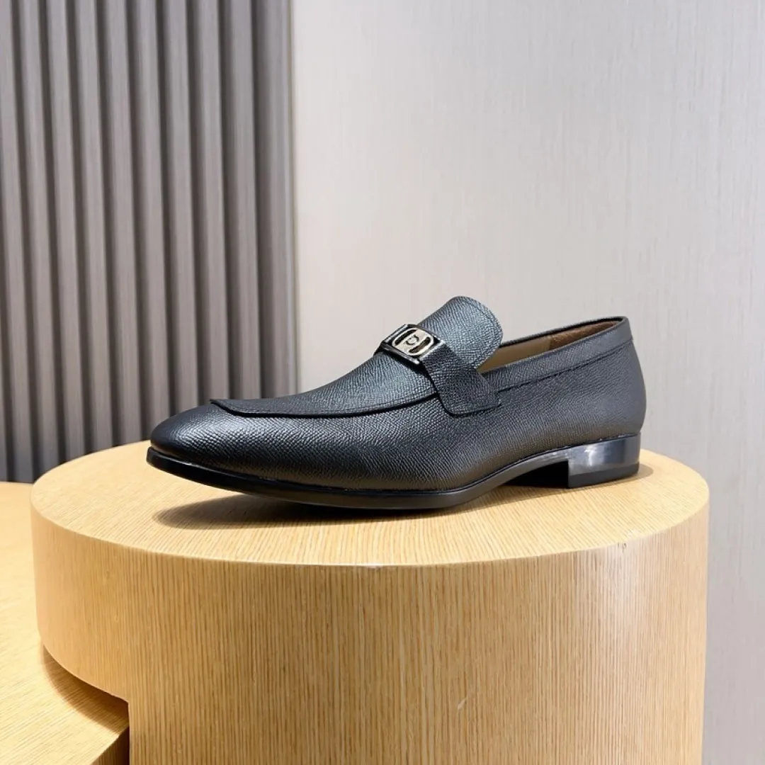 Factory P620💰🔥《Ferragamo》👏Latest•High-end top brand luxury~purchasing agent, top~quality. New fashionable business men's shoes🔜The uppers are made of original cashmere cowhide➕cowhide·lining, with fine workmanship. The original stylish and soft combination wear-resistant and non-slip outsole is light and comfortable on the feet. The real thing looks better in real life. Size: 38/44